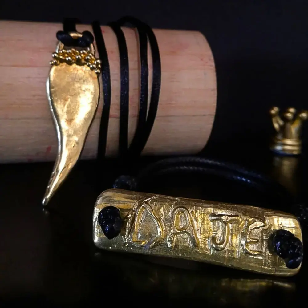 Daje, Bronzo giallo
