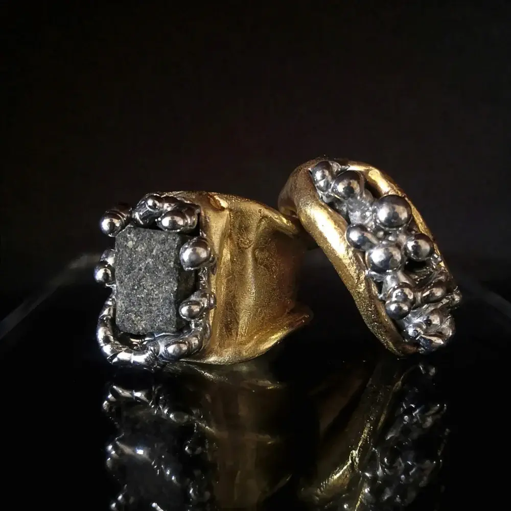 Stone and bubbles, Bronzo e argento, Sanpietrino