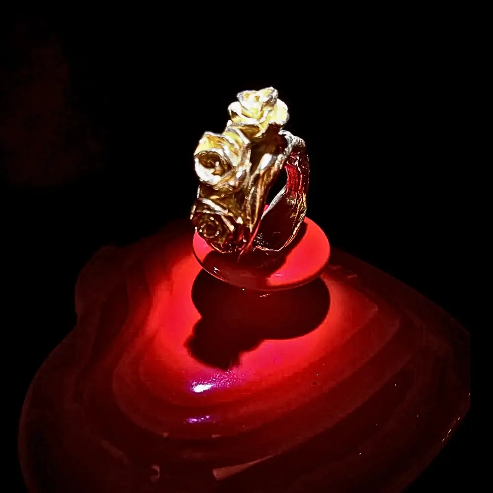 Amore Sempre, Anello fatto a mano