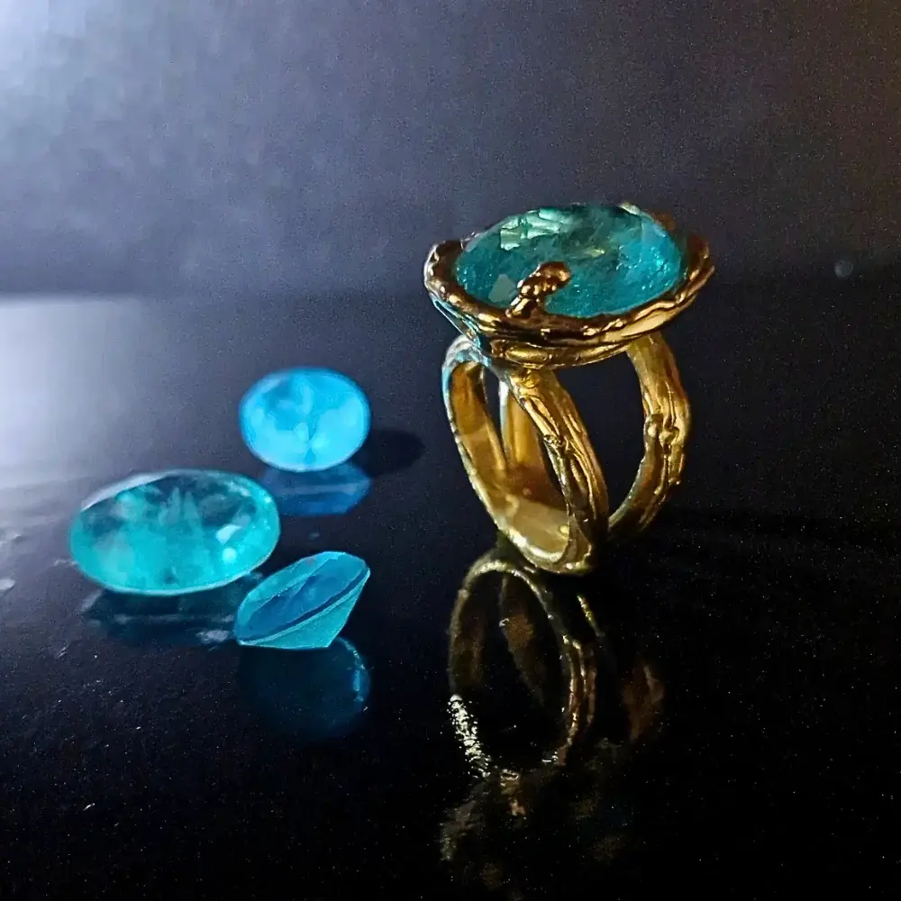 Aria Blu, Bronzo e amazzonite