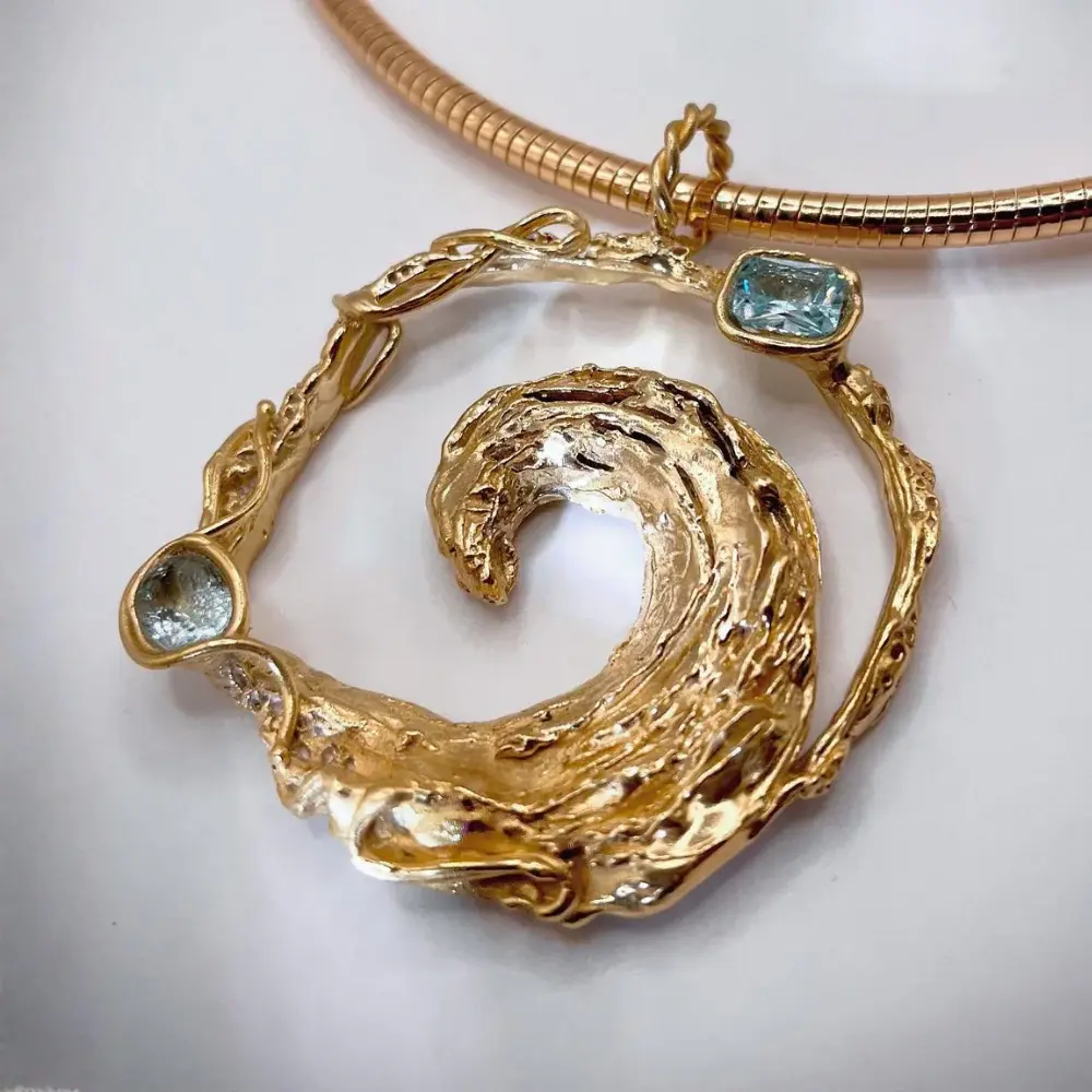 Ondina, Bronzo, acquamarina e quarzo azzurro